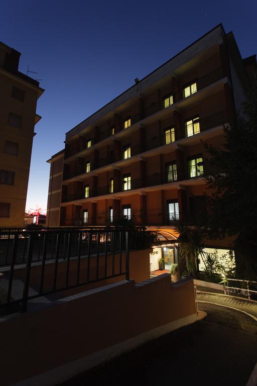 Astor Hotel Vintage Frosinone Extérieur photo