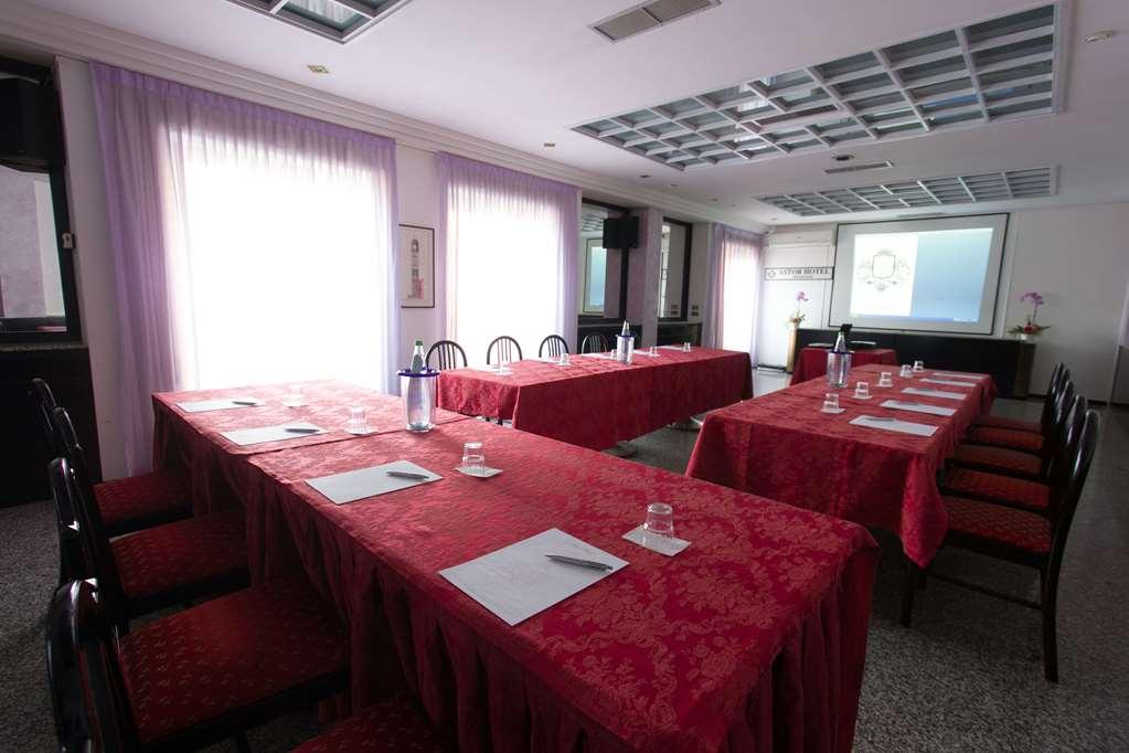 Astor Hotel Vintage Frosinone Facilités photo